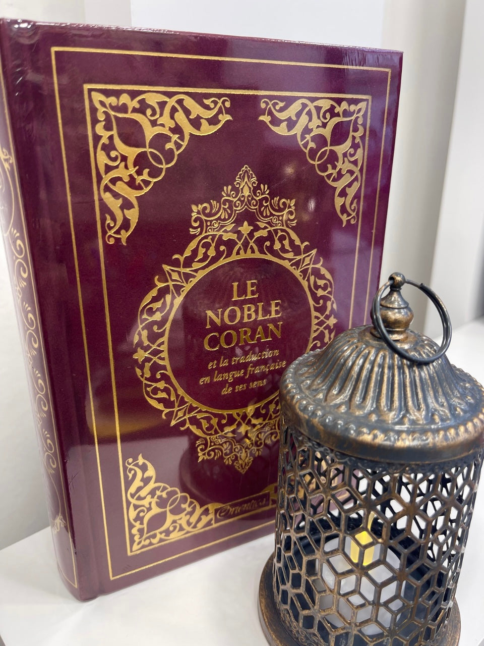 Le Noble Coran et la Traduction en Langue Française de ses Sens {Édition de Luxe Couverture Cartonnée en Daim}
