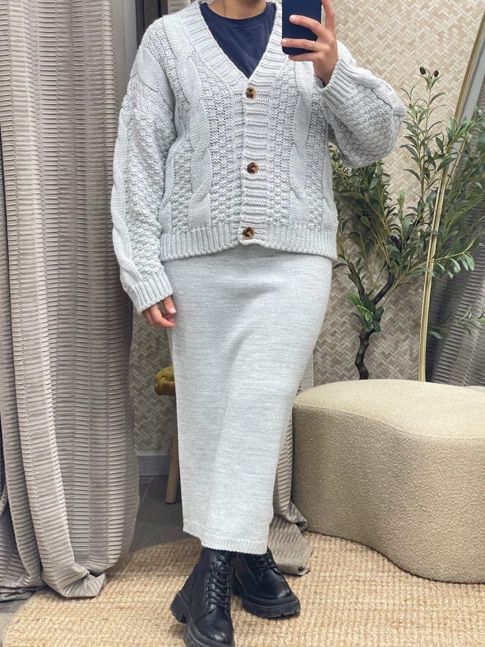 Ensemble Gilet en Maille Torsadée et Jupe Droite Amel