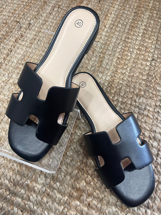 Sandales H – Cuir Noir ou Beige