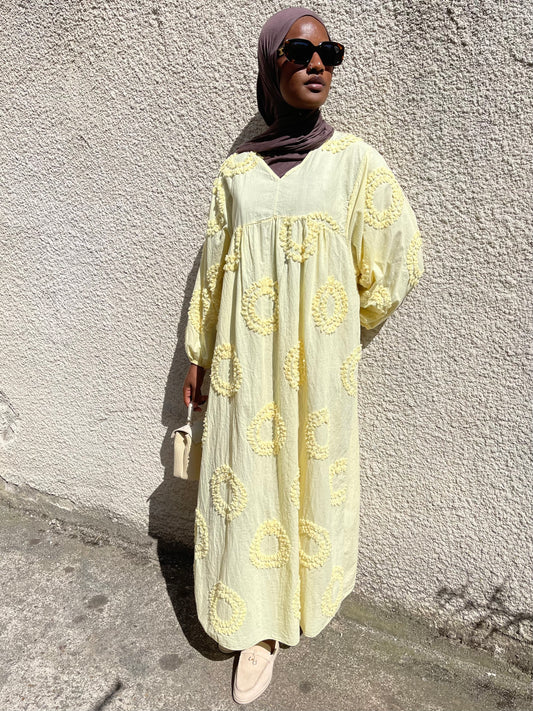 Robe longue bohème jaune pastel – Broderies en relief