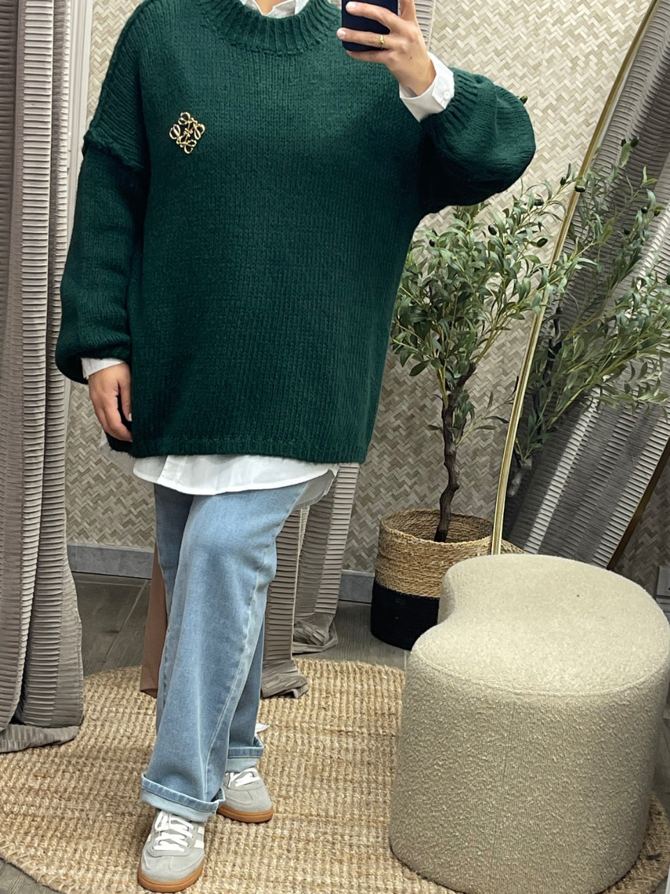 Pull oversize doux avec couture apparente et col montant